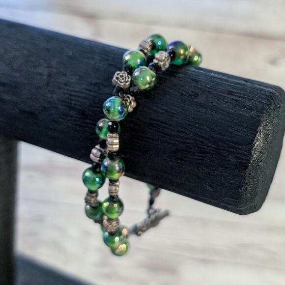 Vintage Bracelet Double Row Green Beads - Picture 7 of 7